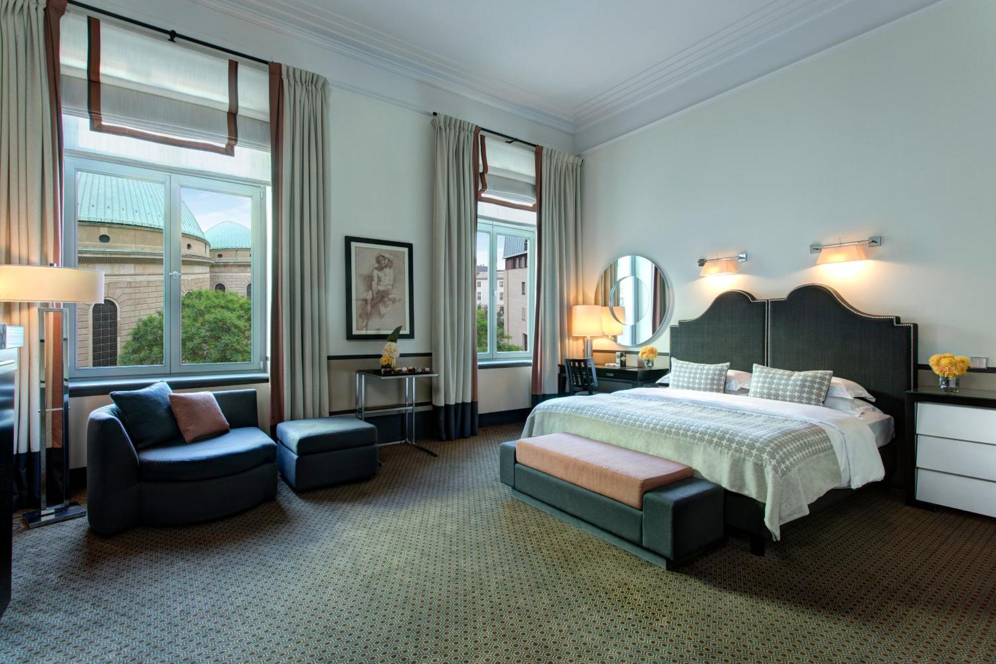 ร็อคโค ฟอร์เต โฮเทล เดอ โรม Hotel เบอร์ลิน ภายนอก รูปภาพ